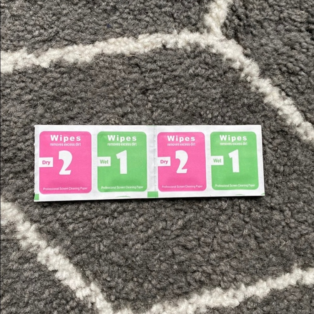 4 Screen Protectors - Picture 3 of 3